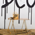 <p><strong>Coating: Solidified surface, chrome optics gold, sealed with clear coat<br />
</strong>Eckart Hahn, 2011, Mixed media, 500 x140 x 250 cm<br />
Courtesy: Pablo´s Birthday, New York und Galerie Wagner + Partner, Berlin</p>
