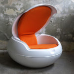 <p><strong>egg chair, Soft-Touch-Beschichtung weiß</strong></p>
