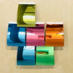 <p><strong>Coating: galvanical chromed, colour glazed, sealed with clear coat<br />
</strong>Denise Hachinger, wall objects, acrylic glass, Ø 400mm / Ø 500 mm, 2020</p>
