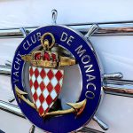 <p><strong>Nedcam, Logo “Yacht Club de Monaco”, chrome-plated, tinted gold optic<br />
</strong></p>
